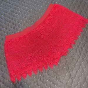 H&M crotchet shorts neon pink/coral